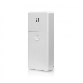 Ubiquiti NanoSwitch - Gigabit Outdoor Switch with PoE Passthrough